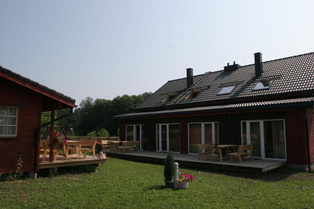 Love Island Guesthouse 드루스키닝카이 외부 사진